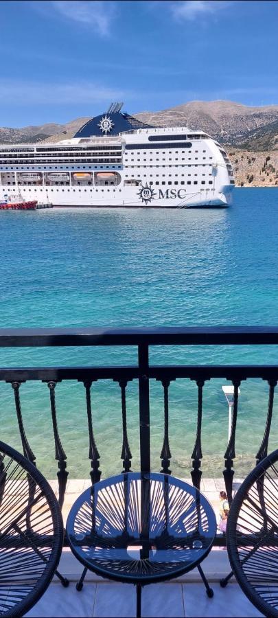 Celebrity Hotel Argostoli  Buitenkant foto